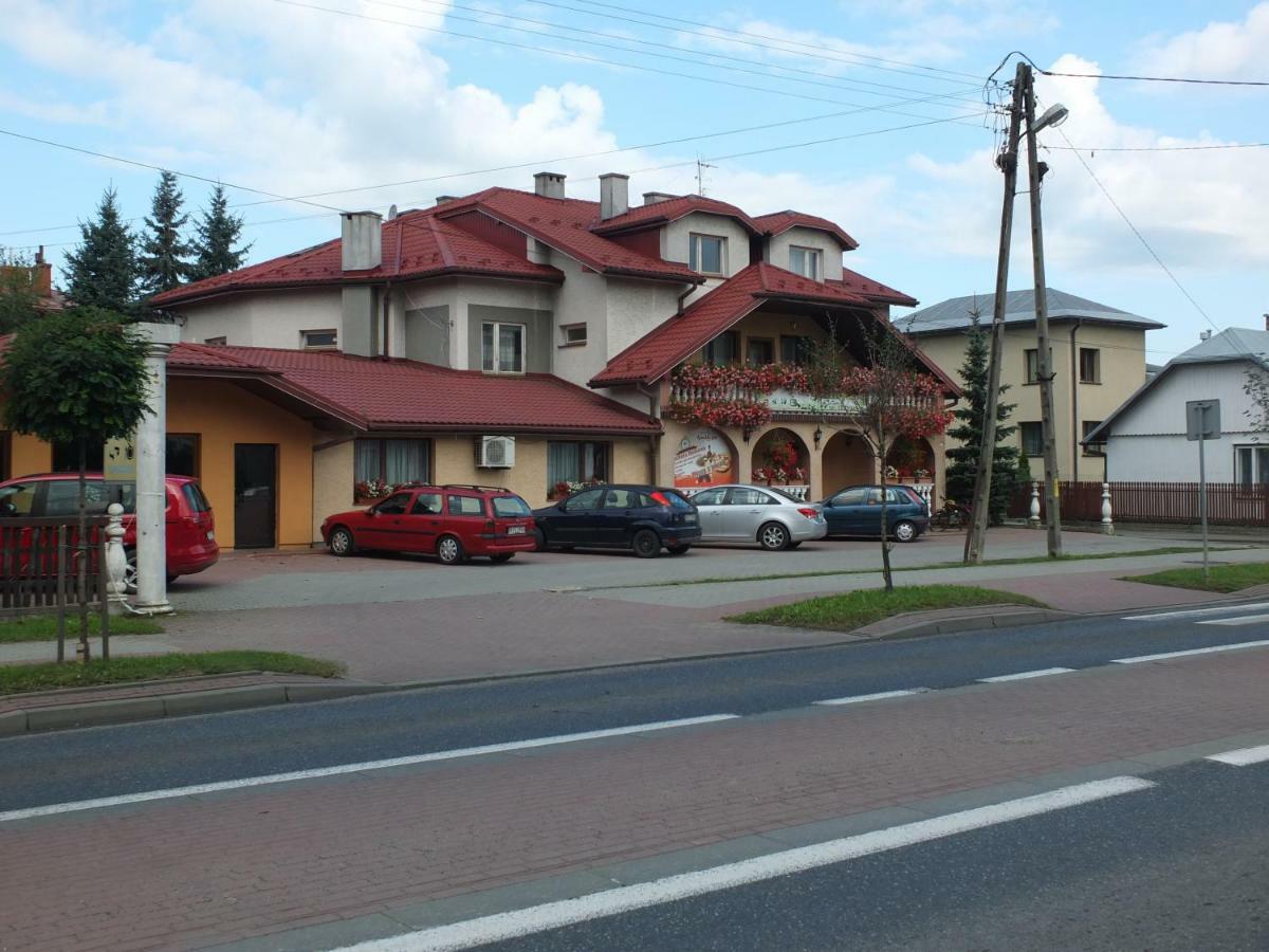 Zajazd Galicja Дукла Экстерьер фото